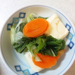 ルクエで簡単♪温豆腐と温野菜